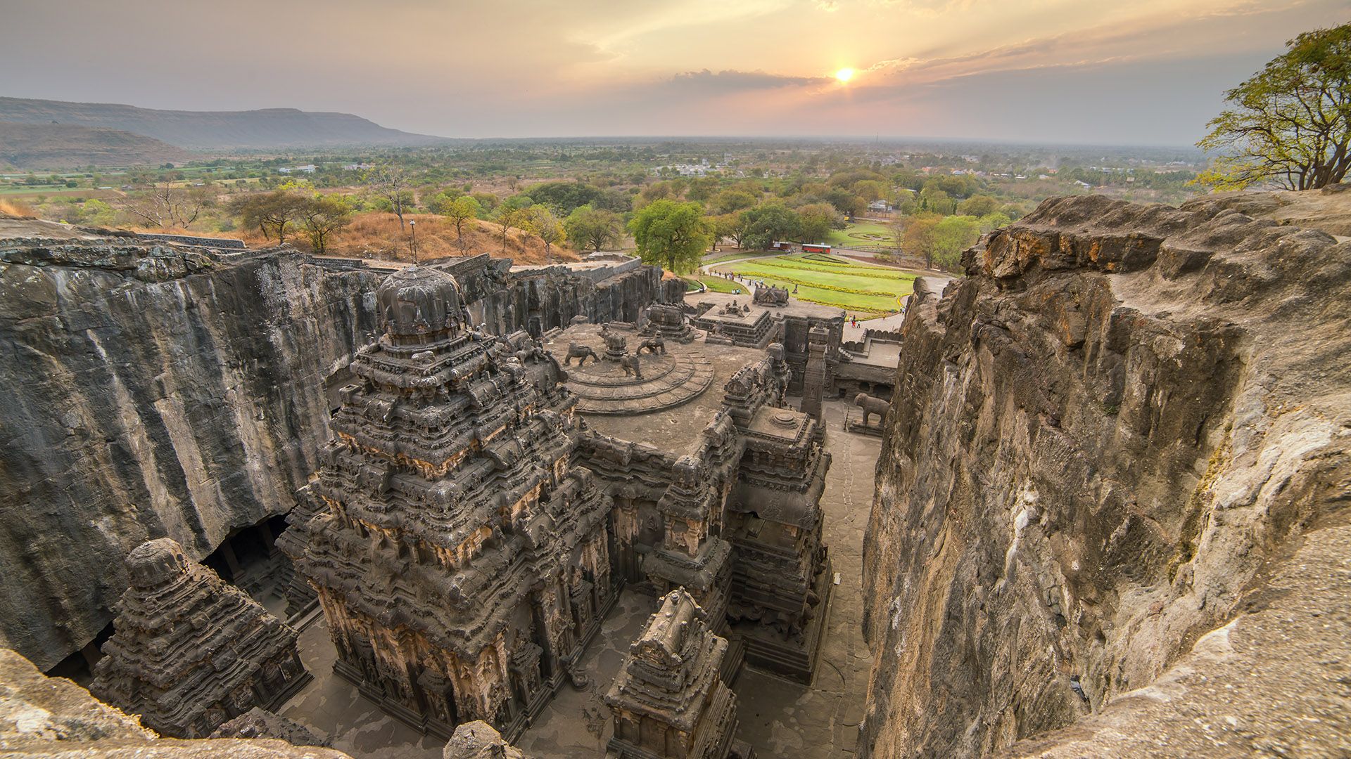 Ellora Caves Tours & Tickets